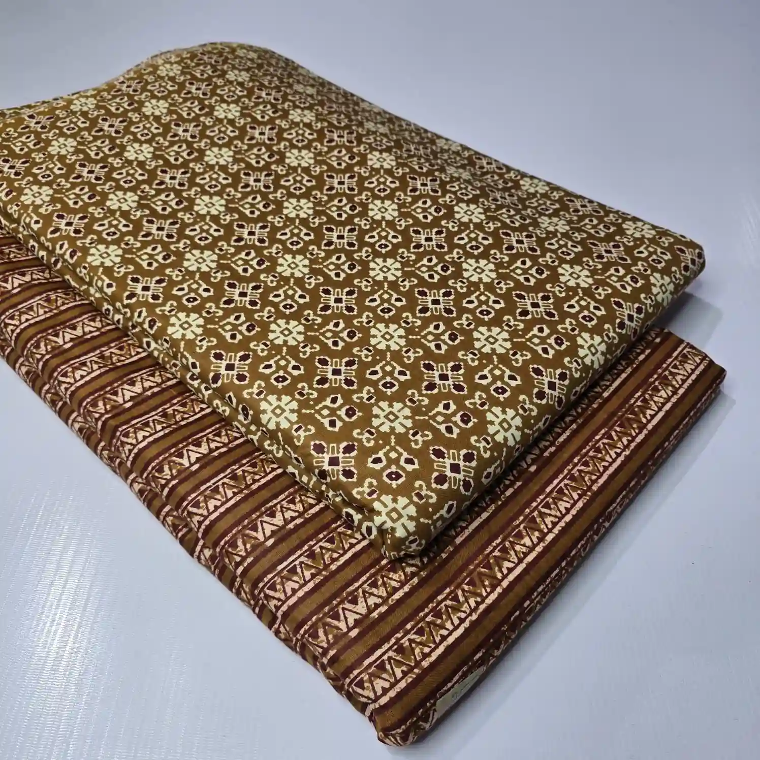 AJR2-001 - Ajrakh Print Cotton Fabric 2-Piece Set | 100% Pure Cotton Fabric Jaipur - Inkdrip