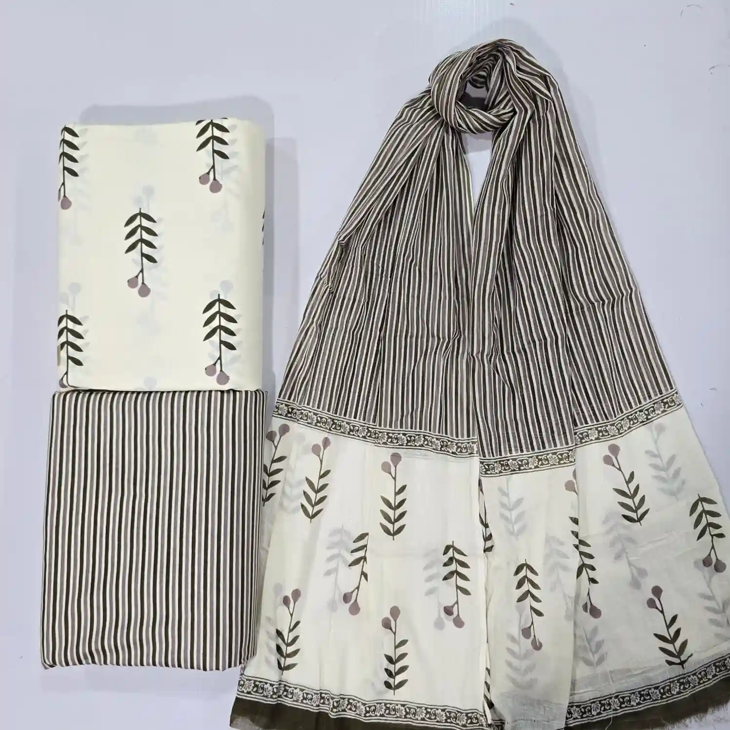 FLO3-007 - Floral Print Cotton Fabric 3-Piece Set | 100% Pure Cotton Fabric Jaipur - Inkdrip