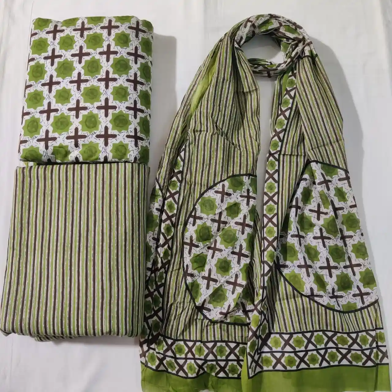 GEO3-007 - Geometric Print Cotton Fabric 3-Piece Set | 100% Pure Cotton Fabric Jaipur - Inkdrip