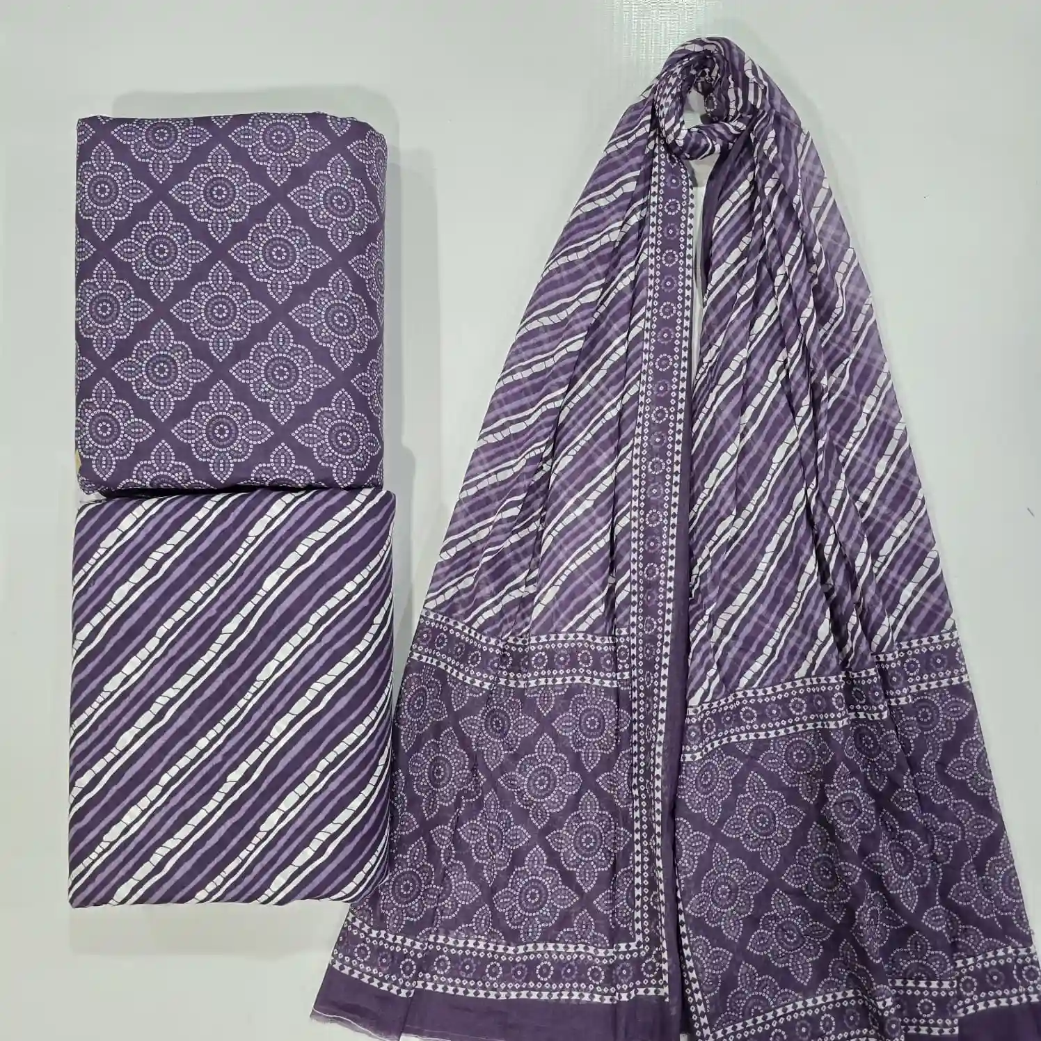 SAN3-007 - Sanganeri Print Cotton Fabric 3-Piece Set | 100% Pure Cotton Fabric Jaipur - Inkdrip