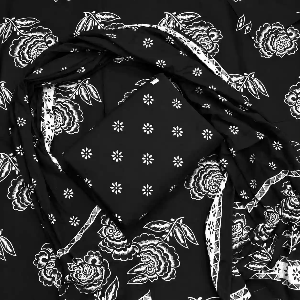 TRA3-001 - Traditional Rajasthani Print Cotton Fabric 3-Piece Set | 100% Pure Cotton Fabric Jaipur - Inkdrip
